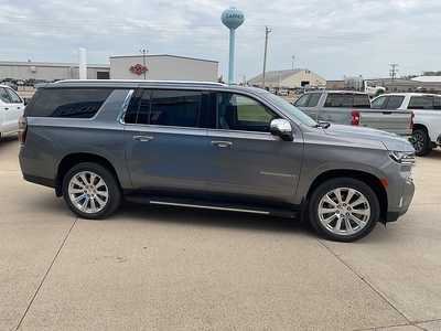 2021 Chevrolet Suburban, $53995. Photo 5