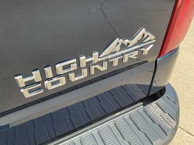 2023 Chevrolet 1500 Crew Cab, $51995. Photo 8