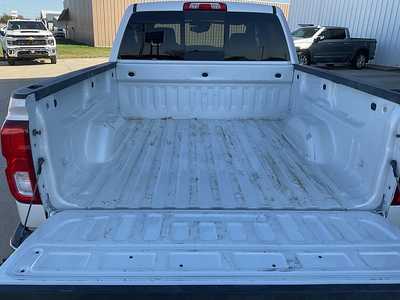 2017 Chevrolet 1500 Crew Cab, $28495. Photo 10