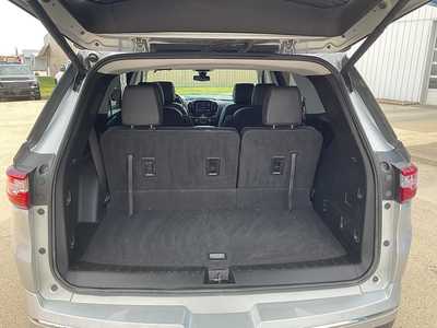 2021 Chevrolet Traverse, $33495. Photo 11