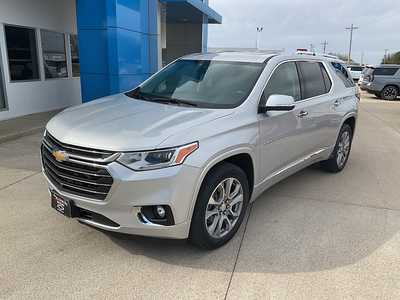 2021 Chevrolet Traverse, $33495. Photo 2
