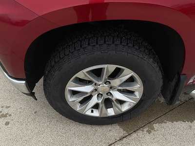 2021 Chevrolet 1500 Crew Cab, $32995. Photo 11