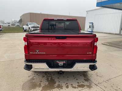 2021 Chevrolet 1500 Crew Cab, $32995. Photo 6