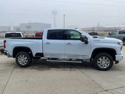 2026 Chevrolet 3500 Crew Cab, $90795. Photo 4