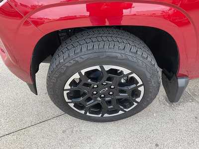 2026 Chevrolet Colorado Crew Cab, $49085. Photo 12