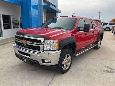 2013 Chevrolet 2500 Crew Cab, $17995. Photo 2