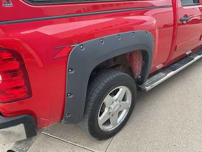 2013 Chevrolet 2500 Crew Cab, $17995. Photo 9