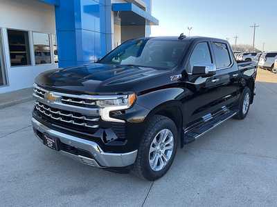 2025 Chevrolet 1500 Crew Cab, $51995. Photo 2