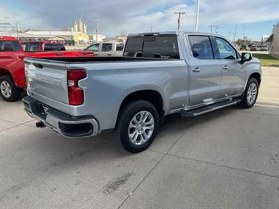 2022 Chevrolet 1500 Crew Cab, $46995. Photo 6