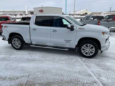 2022 Chevrolet 1500 Crew Cab, $41995. Photo 5