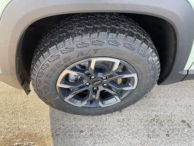 2026 Chevrolet Equinox, $39290. Photo 11