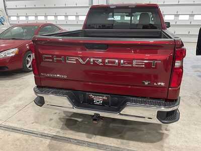 2019 Chevrolet 1500 Crew Cab, $30995. Photo 5