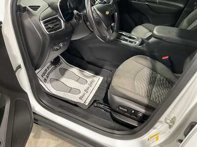 2019 Chevrolet Equinox, $10495. Photo 12