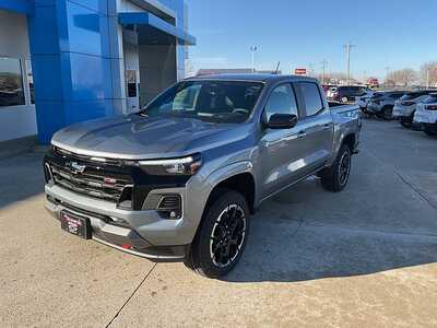 2026 Chevrolet Colorado Crew Cab, $49715. Photo 2