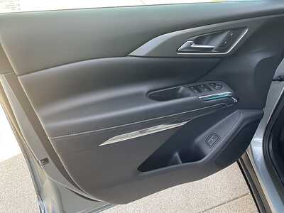 2026 Chevrolet Traverse, $47020. Photo 11