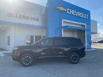 2026 Chevrolet Traverse, $52120. Photo 2