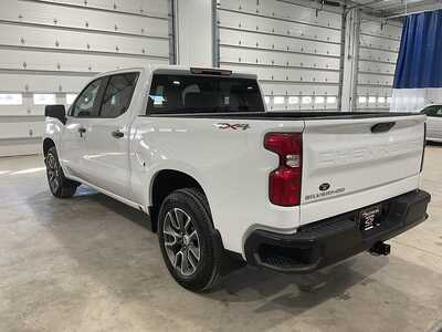 2021 Chevrolet 1500 Crew Cab, $25995. Photo 8