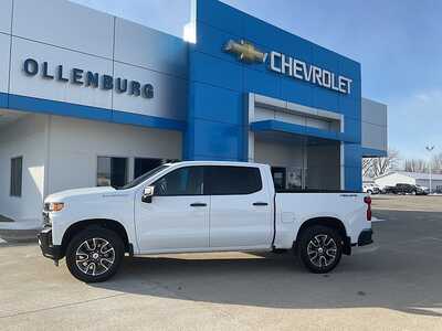 2021 Chevrolet 1500 Crew Cab, $25995. Photo 1