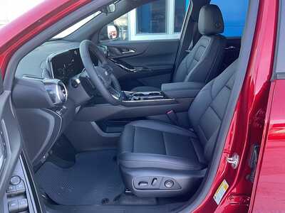 2026 Chevrolet Equinox, $35340. Photo 11