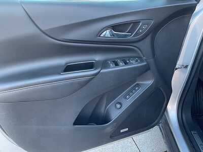 2021 Chevrolet Equinox, $20995. Photo 10