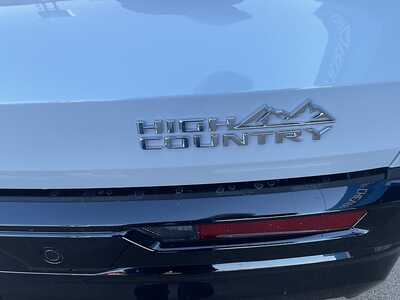 2026 Chevrolet Traverse, $61590. Photo 9