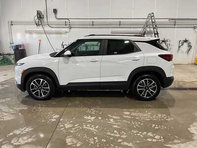 2025 Chevrolet TrailBlazer, $0. Photo 8