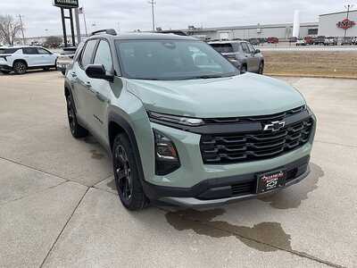 2026 Chevrolet Equinox, $36385. Photo 4