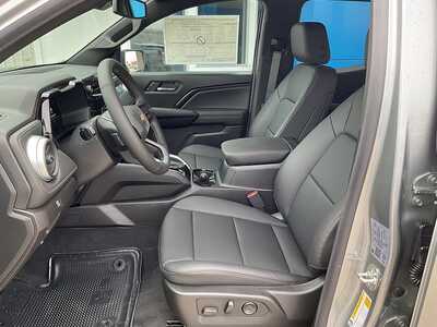 2026 Chevrolet Colorado Crew Cab, $46060. Photo 12