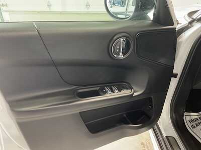 2020 MINI Cooper Countryman, $17995. Photo 9