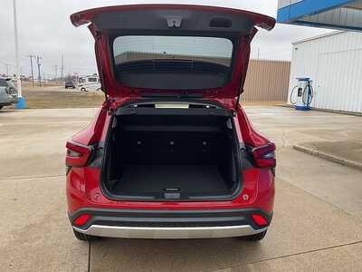 2026 Chevrolet Trax, $26385. Photo 10