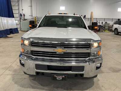 2017 Chevrolet Silverado 3500, $20995. Photo 3
