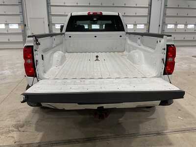 2017 Chevrolet Silverado 3500, $20995. Photo 9