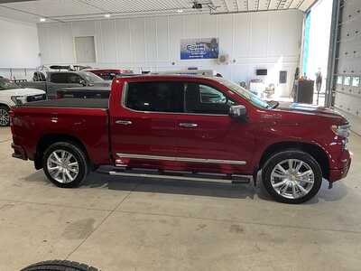2023 Chevrolet 1500 Crew Cab, $47995. Photo 4