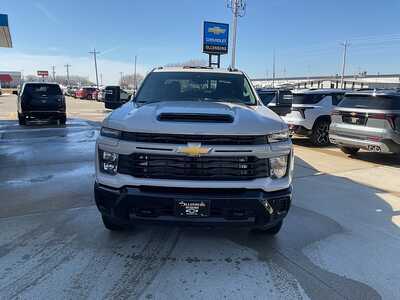 2026 Chevrolet 2500 Crew Cab, $70930. Photo 3
