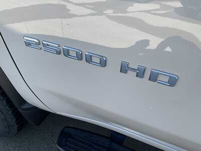 2026 Chevrolet 2500 Crew Cab, $70930. Photo 9