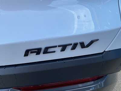 2026 Chevrolet Equinox, $41360. Photo 11