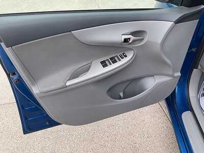 2010 Toyota Corolla, $7995. Photo 10