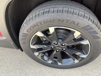 2026 Chevrolet Equinox, $39985. Photo 11