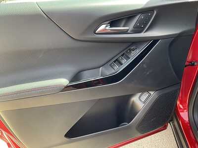 2026 Chevrolet Equinox, $39985. Photo 12