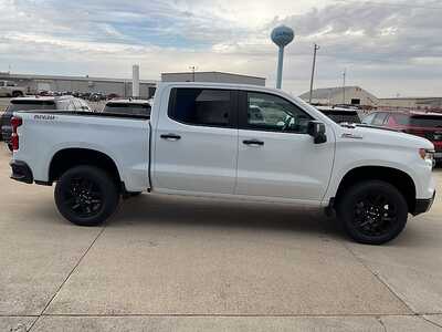 2026 Chevrolet 1500 Crew Cab, $68930. Photo 5