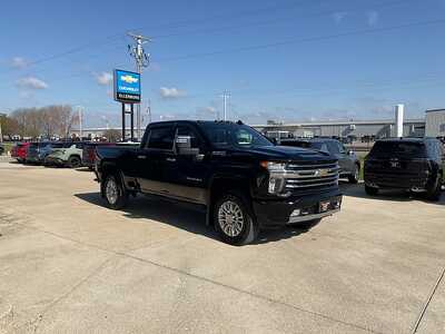 2022 Chevrolet Silverado 3500HD, $49995. Photo 4