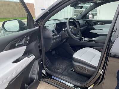 2026 Chevrolet Traverse, $0. Photo 10