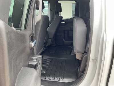 2020 Chevrolet 1500 Ext Cab, $19995. Photo 12