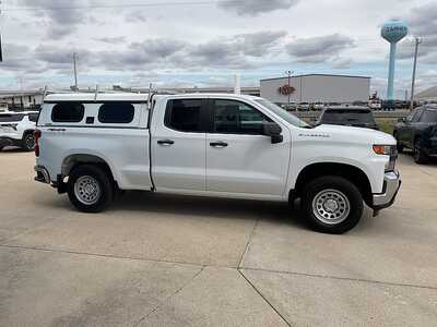 2020 Chevrolet 1500 Ext Cab, $19995. Photo 4