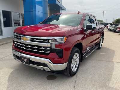 2024 Chevrolet 1500 Crew Cab, $47495. Photo 2