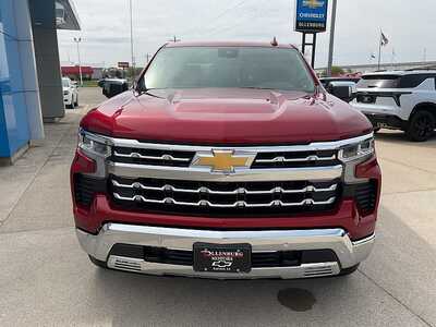 2024 Chevrolet 1500 Crew Cab, $47495. Photo 3