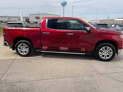 2024 Chevrolet 1500 Crew Cab, $47495. Photo 5
