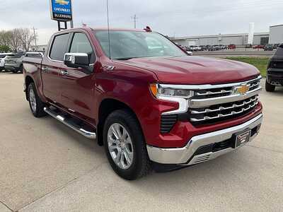 2025 Chevrolet 1500 Crew Cab, $55995. Photo 4