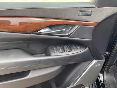 2019 Cadillac Escalade, $30995. Photo 10