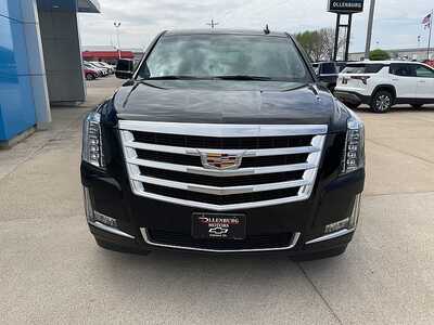 2019 Cadillac Escalade, $30995. Photo 3